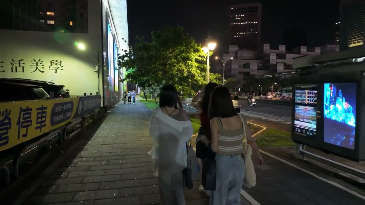 Taipei Walk ATT 4 FUN 信義店 台北101 20250517 POCKET 3 DLOG