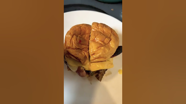 Wagyu burger on the grill🔥#food #shorts #fyp #cooking #fypシ #wagyu