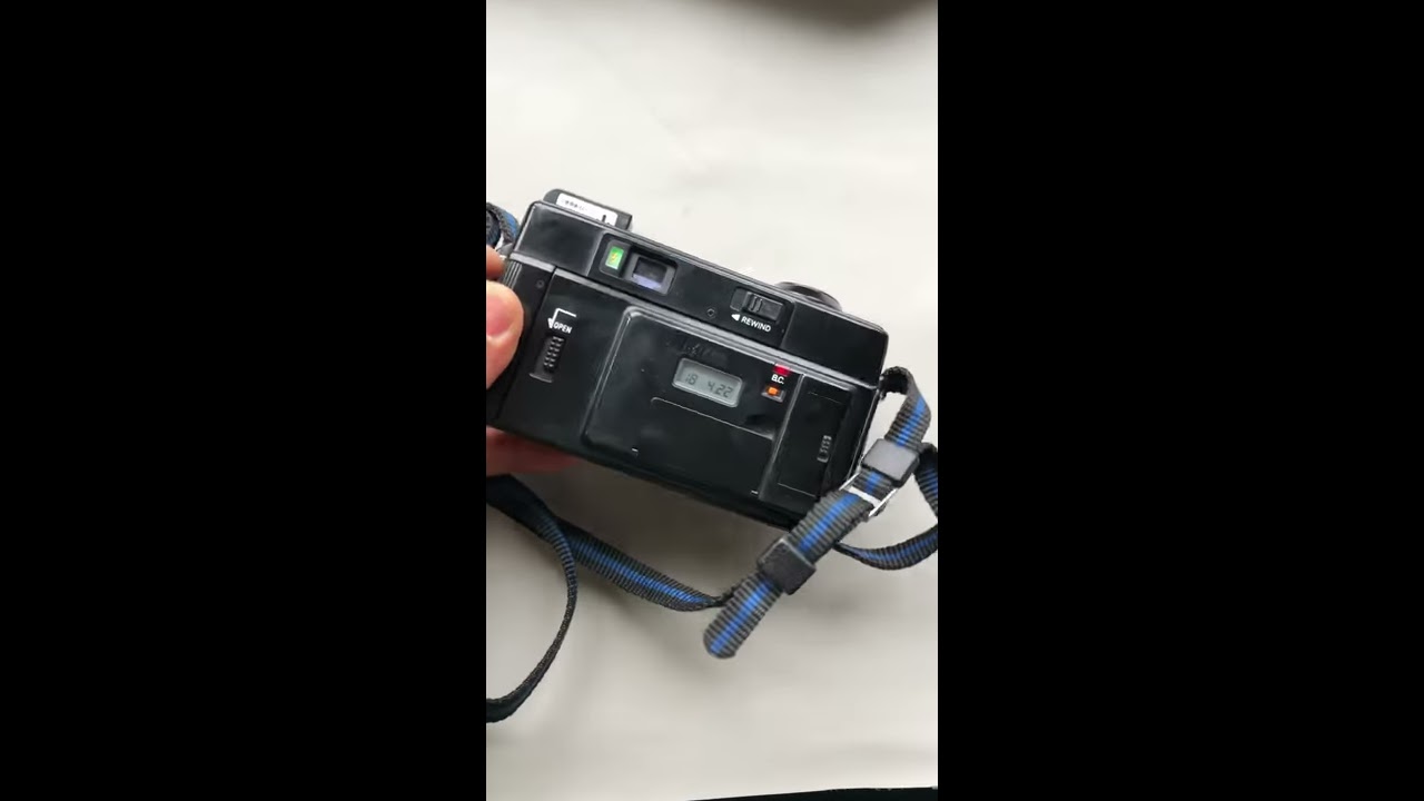 1980s Minolta hi matic af2 md 38mm f2.8 - YouTube