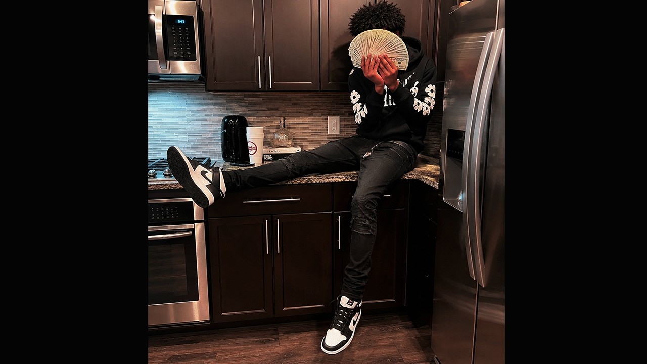 (FREE) YFG Fatso Sample Type Beat - Glory auf YouTube ansehen (FREE) YFG Fatso Sample Type Beat - Glory auf YouTube ansehen