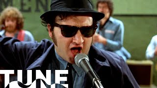 Jailhouse Rock Performance | The Blues Brothers | TUNE Resimi