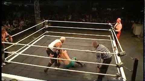 Vader & Scott Steiner vs Shawn Summers & Roderick ...