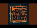 Capture de la vidéo Longa Riad (Feat. Ruzalia Kasimova & Rose Campion)