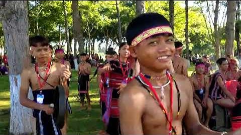 Đội cồng chiêng nhí làng Kte xã Đăk sông/Đinh Văn Long Official