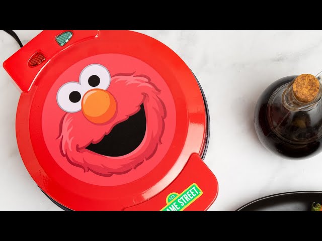 Uncanny Brands Elmo Mini Waffle Maker - Sesame Street Kitchen Appliance - Red