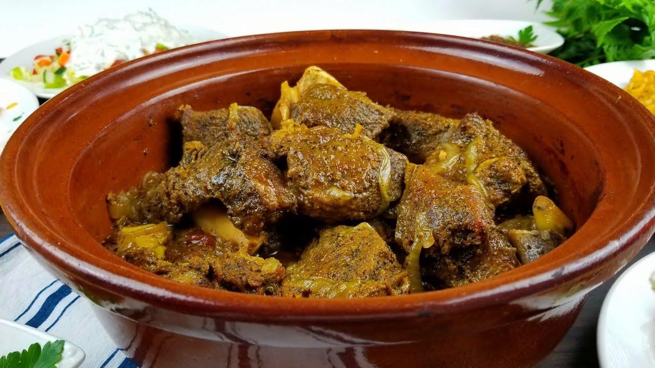 حنيذ لحم يمني بالفخارة (المدر) بصراحه رهيبه ? Roasted meat in a clay pot