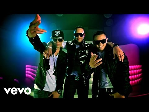 J. Alvarez Ft. De La Ghetto, Zion - Actua | Remix