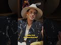 Těhotná herečka? Hrála vánoční baňku i sněhuláka! #shorts