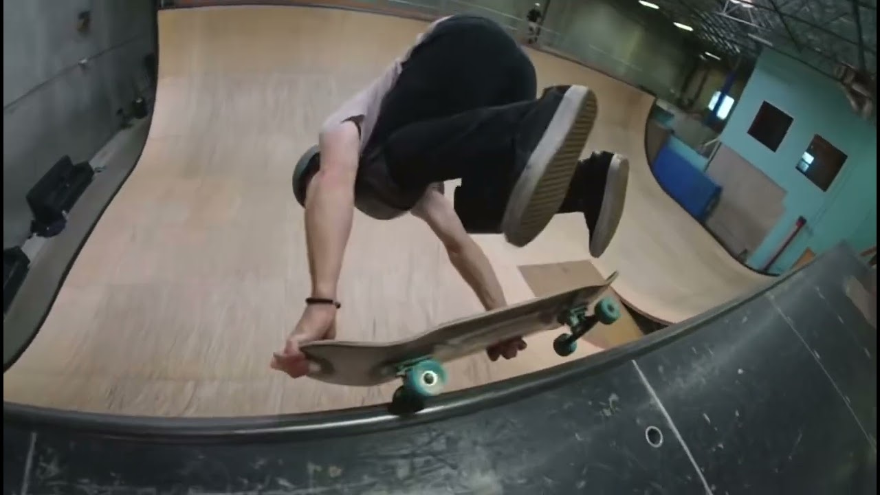 Speedlab Wheels team rider Alec Beck needs to name his no-footed Nosegrind 