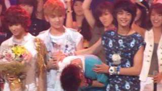 090705 SHINee Jonghyun & his 'Waterfalls, Onew Thank You Speech (Ink*g*y* Win) [Fancam]