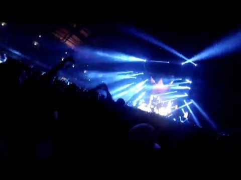 DVBBS live at Mega HitsKings Fest - MAKJ & M35 - GO (Showtek Edit)