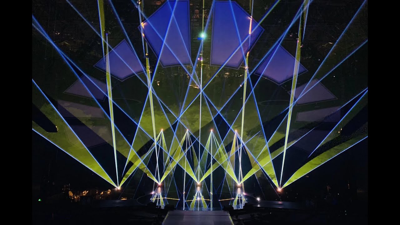 天赐的声音 现场 30W RGB concert laser show system - YouTube