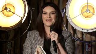 2018 Laura Pausini - Fatti sentire - Il libro (live acoustic TIM Vision)