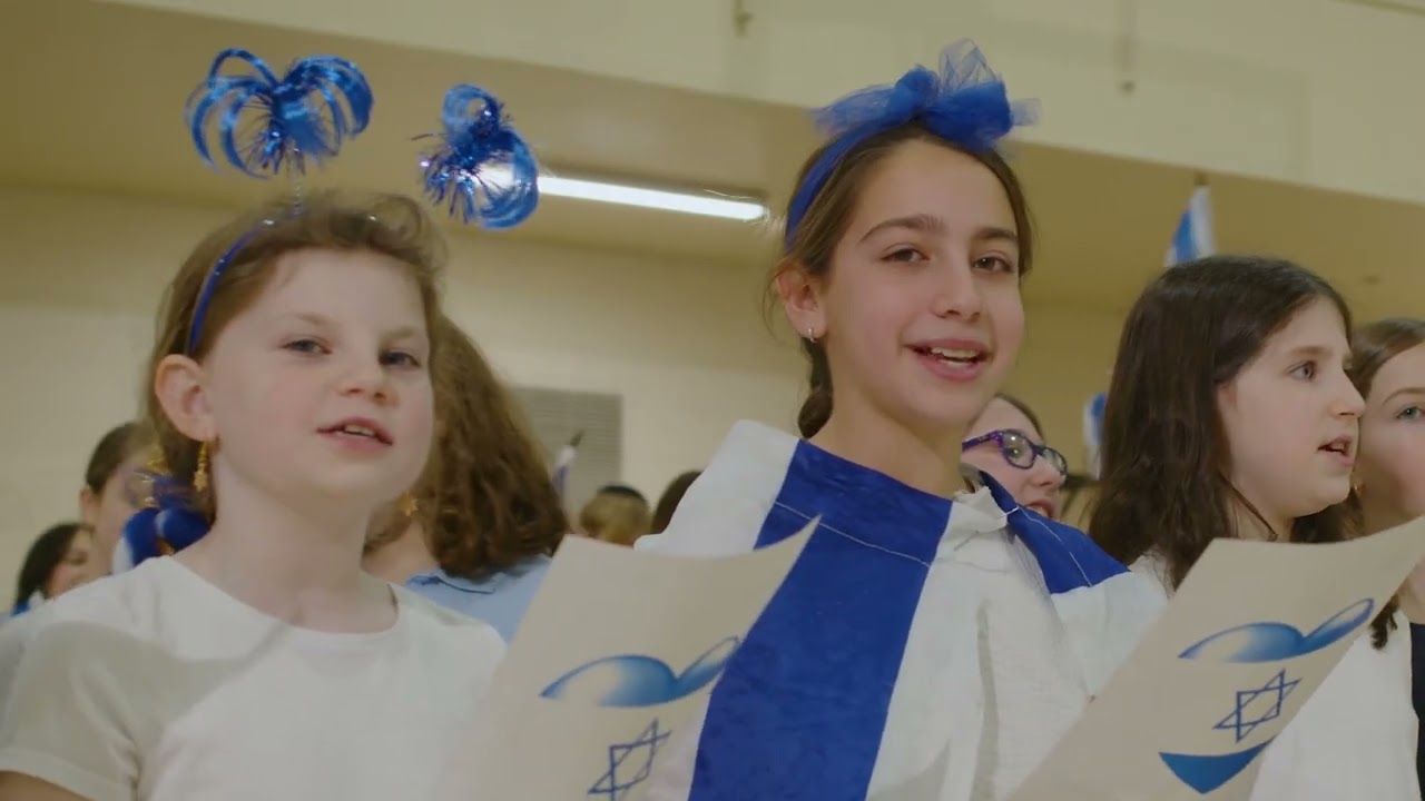 Tefila - Acheinu | Jewish American students singing for Israel | תפילה | שירת המונים - וזה הקול