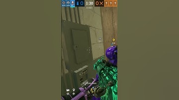 I promise im not hacking 😅 but 2 of them is crazy #rainbowsixsiege