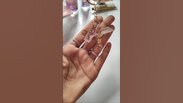 | Letter K Resin Art |💗 #shorts #resinart #resinartist #artist #youtubeshorts #diy #keychain