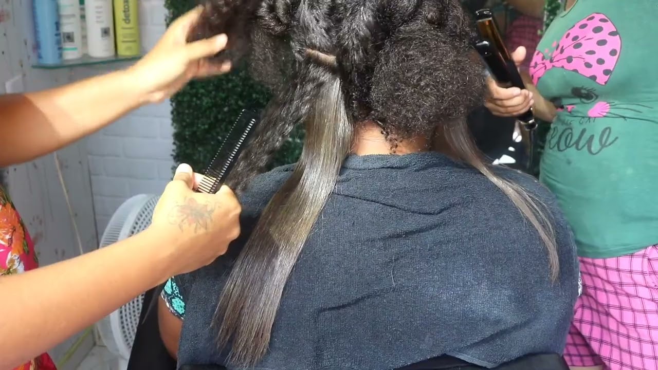 TÉCNICA PARA ALISAR DE PRIMEIRA CABELO DIFÍCIL,MUITO CAHEADO E CHEIO SEM ERRAR