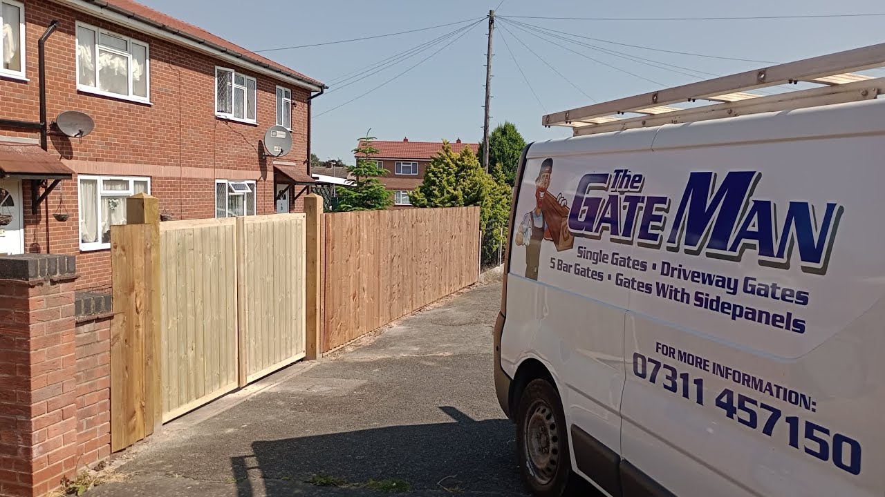 HOW TO PUT UP A DRIVEWAY GATE - YouTube
