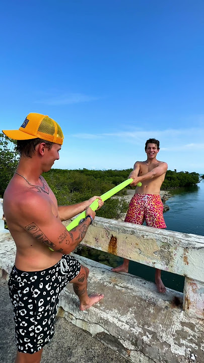 Extreme Sing or Swim🎤😅