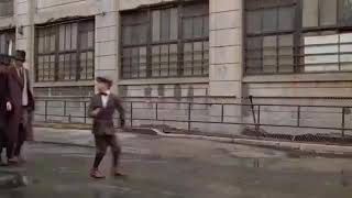 سکانسی به یاد ماندنی از فیلم روزی روزگاری در آمریکا ساخته سرجیو لئونه