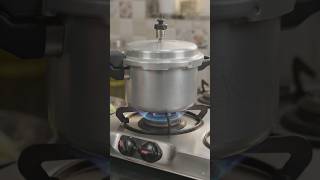 #PressureCooker #KitchenTips #MarathiKitchen #CookingTips #IndianCooking #MarathiRecipe #KitchenHack