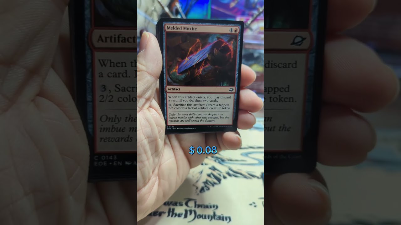 Opening a pack of Edge of Eternities 
