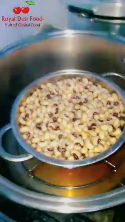 Mix cream with steamed kidney beans & enjoy the taste @RoyalDesiFood  #shorts #youtubeshorts