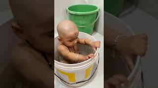 Ek machali pani mein gyi chapak😍#cutebaby#shorts#viral#babygirl#shortvideo#trending#shortvideo#vlog