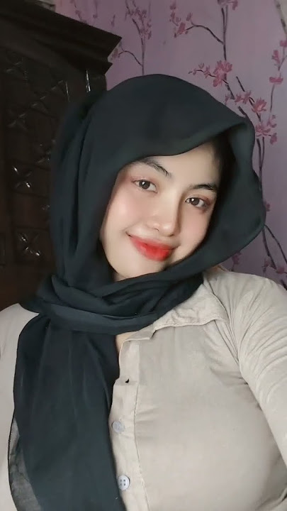 NADYAVITT HIJAB TOBRUT CANTIK #hijab #jilbab #hijabviral #gemoy #hijaber #ukhty #jilbob#tembem #jav