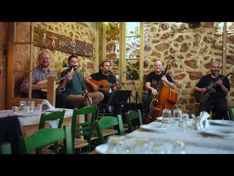 Παντρεμένοι κι δυό