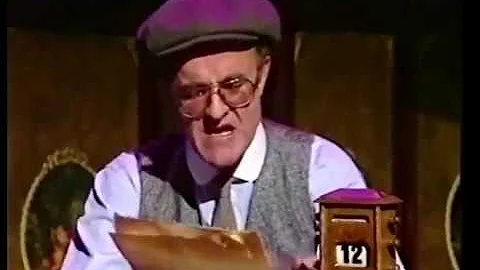 Frank Kelly Live On top of the pops Christmas Coun...