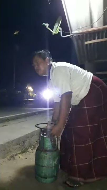 เห้ ปอแน....(ตลก)​