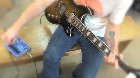 Electro-Harmonix Stereo Memory Man with Hazarai Nightmare!