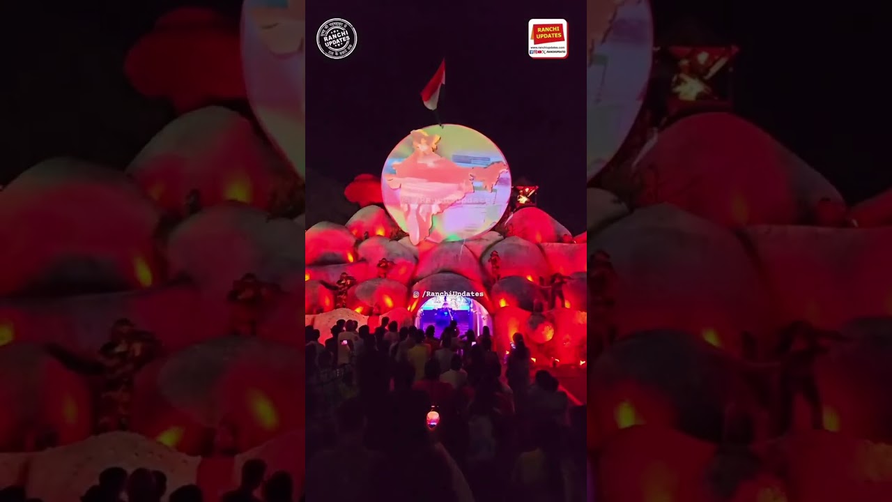 Удивительный Дурга-пуджа-пандал, построенный на тему операции «Синдур» | Ранчи Дурга-пуджа 2025