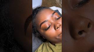 Brow Lamination #browlamination #esthetician #brows #sobrancelhas #trending #browartist #browlift