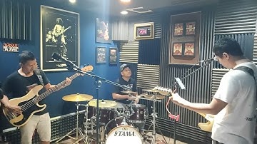 Dengan menyebut nama Allah - Novia kolopaking (Gigi version) cover