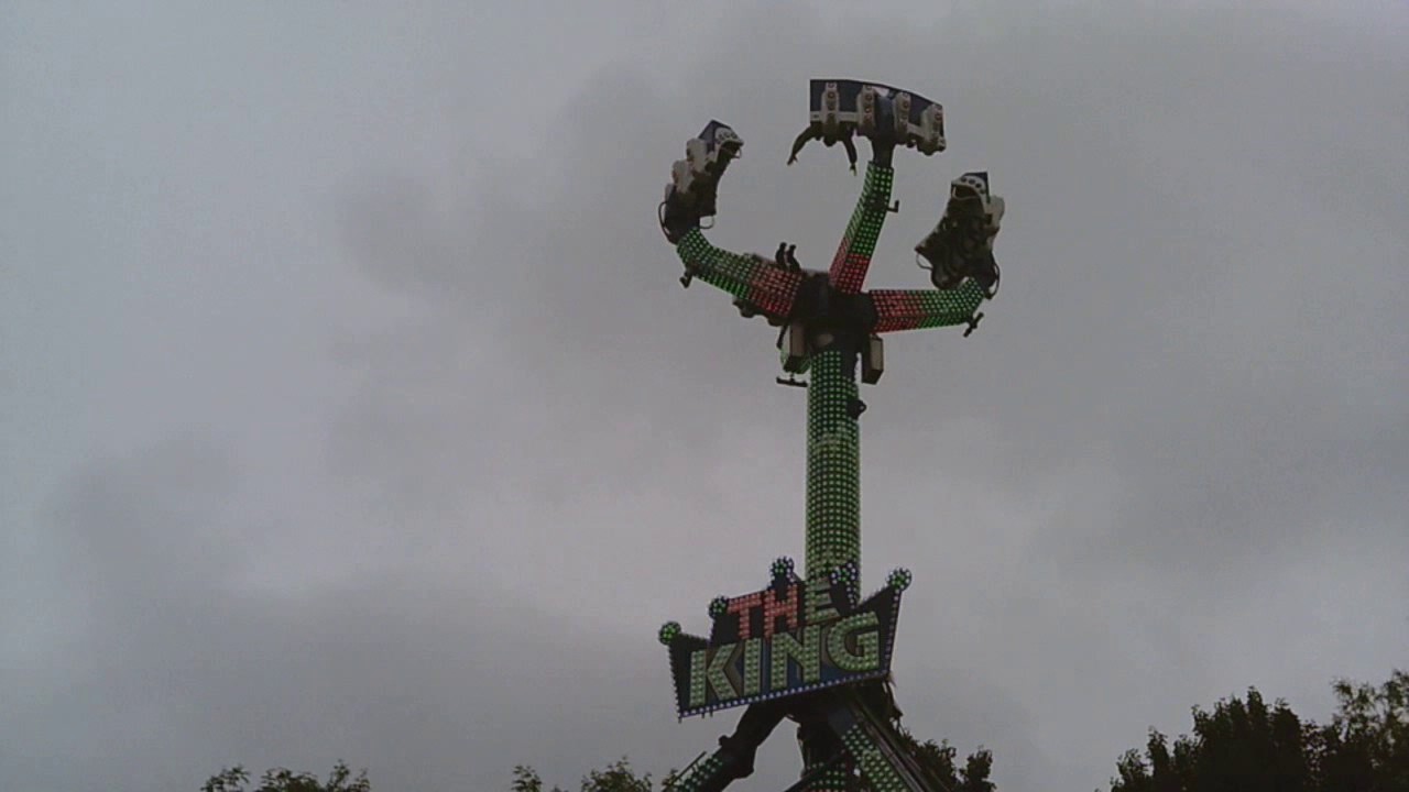 THE KING At Stratford Fun Fair/OffRide YouTube