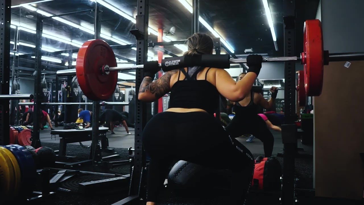 This Boxing Cardio and Booty WORKOUT will have you looking AMAZING!