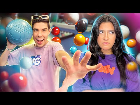 ESTAMOS DENTRO DE UMA MESA DE SINUCA GIGANTE ! | Nick Gállavan