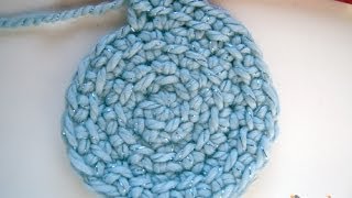 How to Crochet: Linked Double Crochets in a Spiral