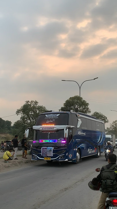 Download lagu BASURI SEKECEWA ITU KALEBAS #basuri #telolet #busmania #buspariwisata #basurihorn #trending #viral