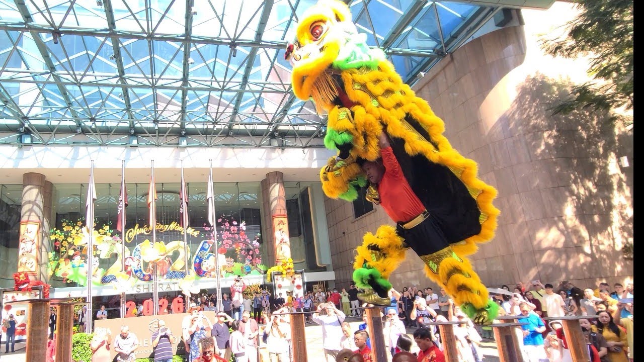 Sáng Mùng 1 Tết, Nhơn Nghĩa Đường Full Show Hotel Sheraton - Dragon Lion dance 2026 - Yun Yee Tong