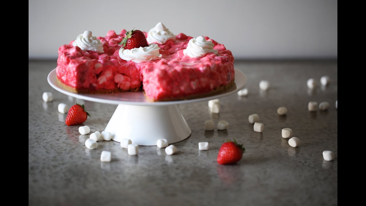 Philips Avance Kitchen Machine Strawberry Marshmallow Cake recipe