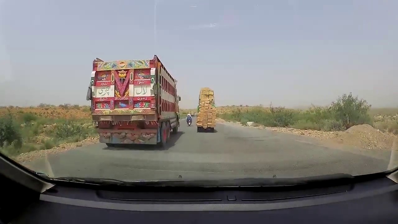 Driving in Pakistan (DG Khan) | From Sakhi sarwar to Fort Munro (complete journey) Part 1/4