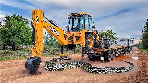 JCB 3dx Backhoe Loading Mud in Mahindra 475 JCB miti Loading JCB khudai work video #jcbmitikhudai