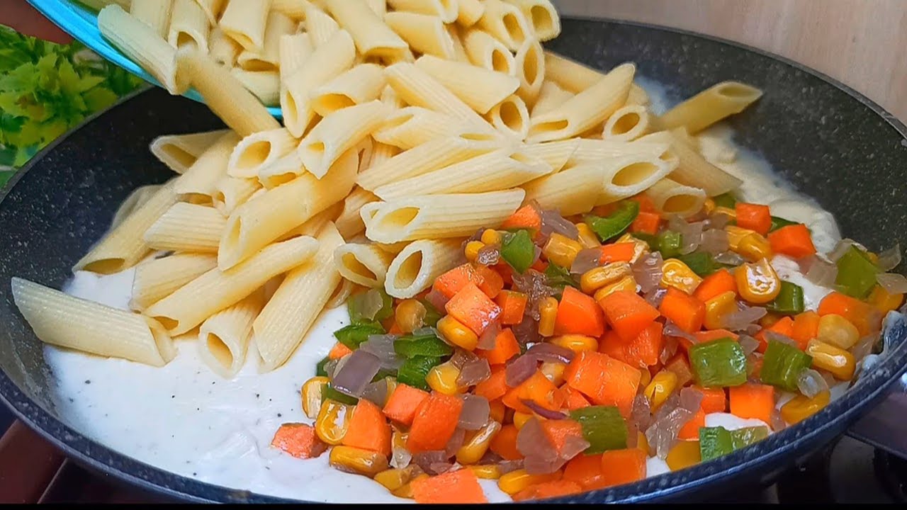 Die Pasta mit weißer Sauce so cremig und würzig | Video-Rezepte.info