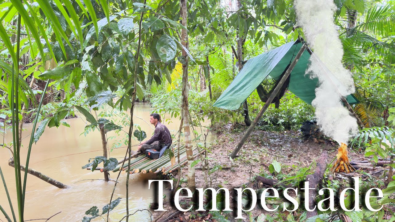 PESCANDO e ACAMPANDO, a ÁGUA subiu MUITO RÁPIDO e foi POR POUCO!