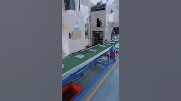 stamping die with robot
