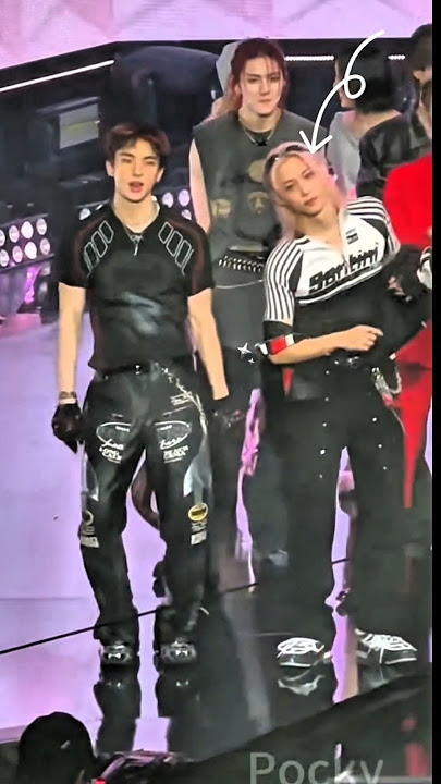 Hyunlix enjoys Blackpink jump song 🖤🩷 #felix #hyunjin #skz #idol #kpop #shorts #viralvideo