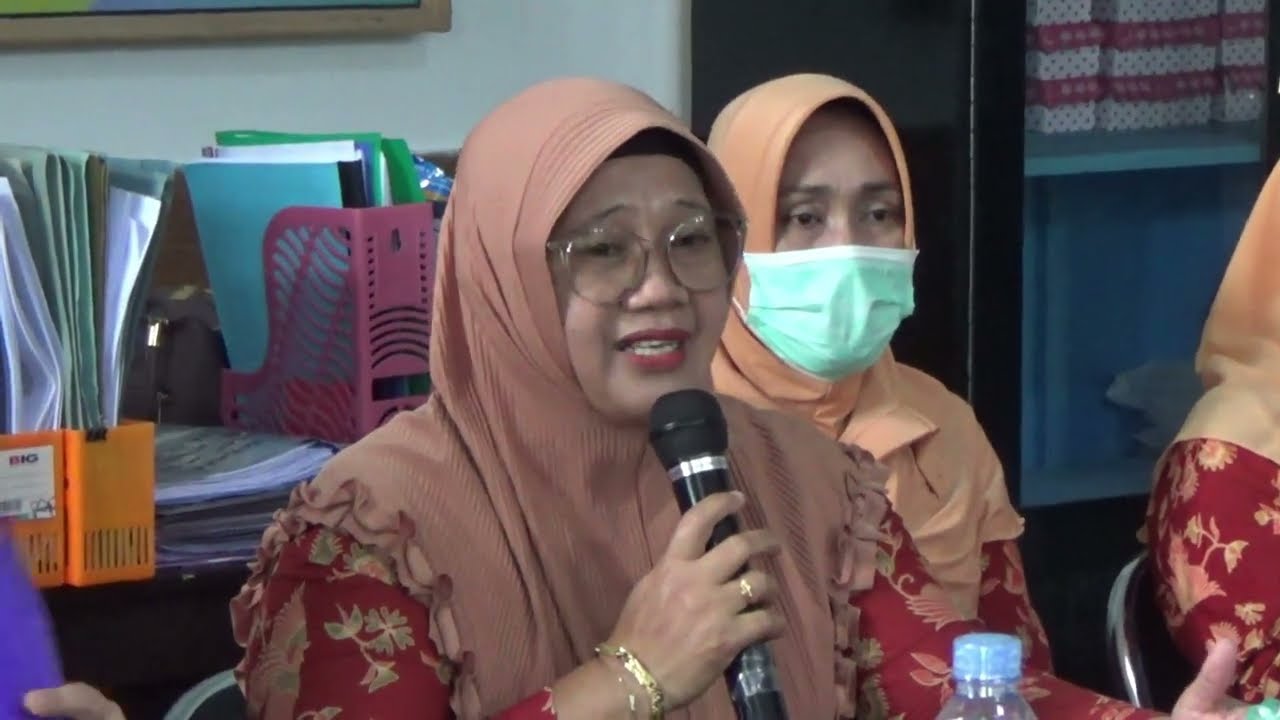 Pembinaan Dharma Wanita Persatuan (DWP) Kabupaten Tojo Una-Una.